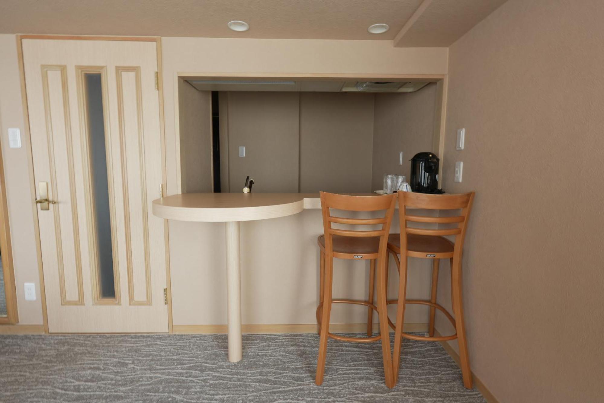 Hotel Alpha Inn Акита Екстериор снимка